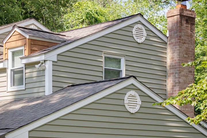 Investing in Long-lasting Beauty: How Vinyl Siding Adds Value to Your Property